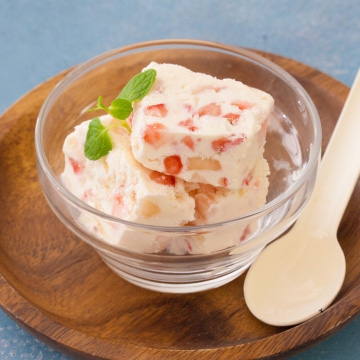 管理栄養士の保存食レシピ「自家製いちごアイス」をご紹介
